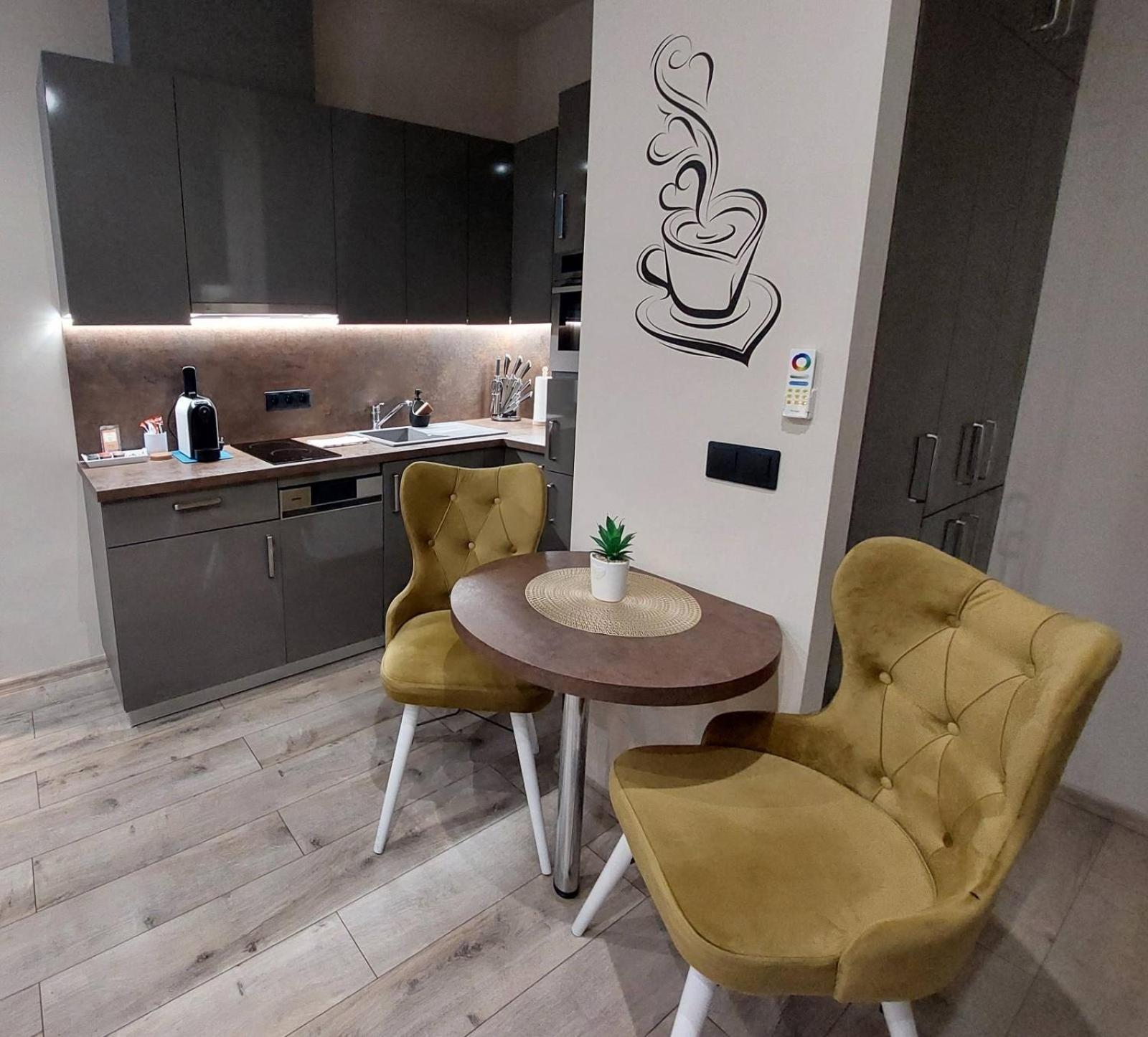 Silver Dawn Apartments Szeged Eksteriør billede
